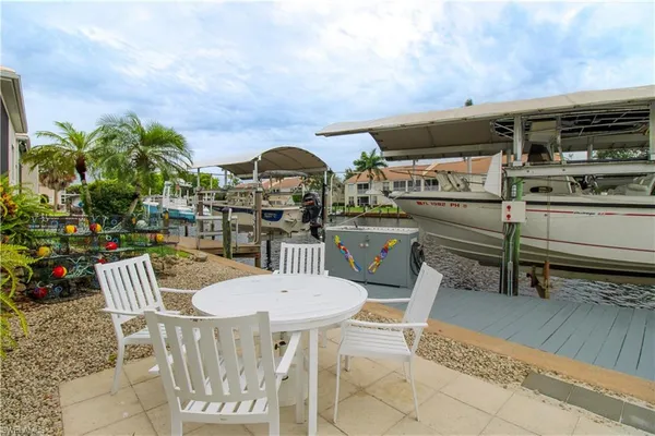 $2,495 | 183 Eveningstar Cay, Naples, FL 34114