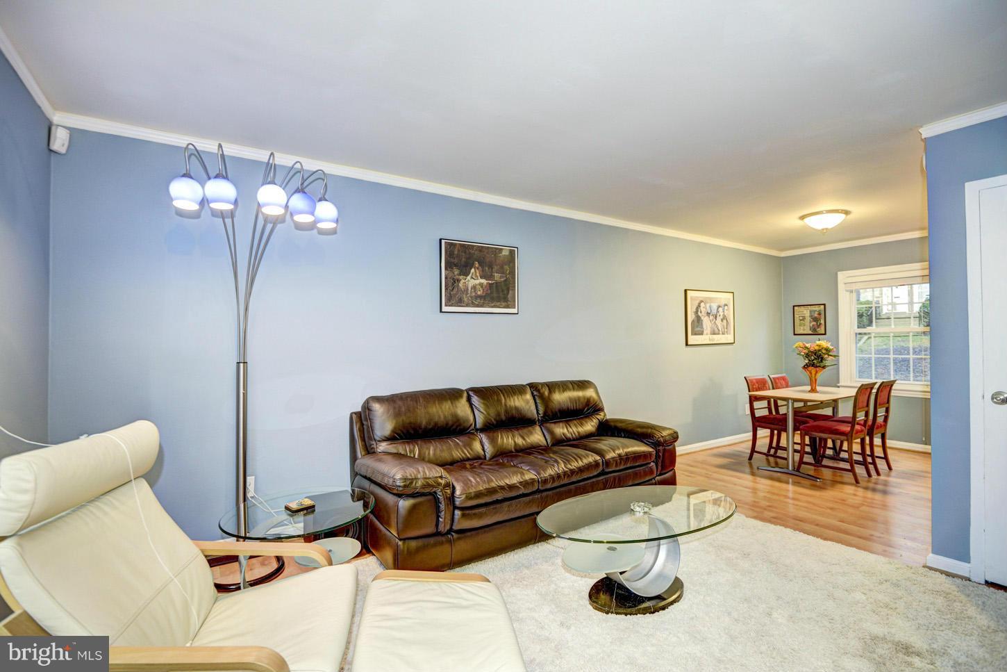 1808 East W Highway Silver Spring, MD 20910 - Photo 3 of 16 Living Room
