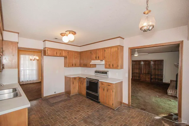 $335,000 | 3525 Wimbledon Drive, Pensacola, FL 32504