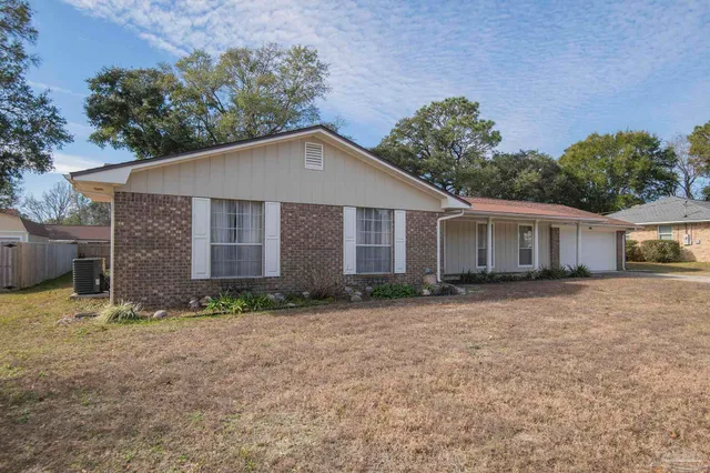 $335,000 | 3525 Wimbledon Drive, Pensacola, FL 32504
