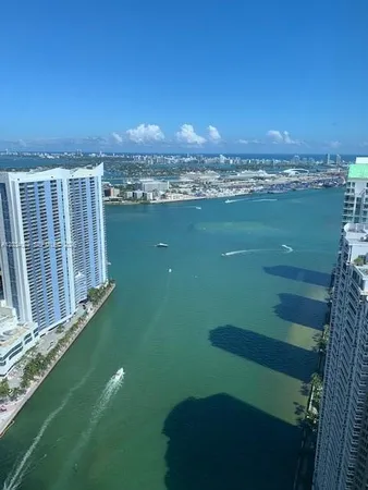 $5,300 | 465 Brickell Avenue, Unit 4902, Miami, FL 33131