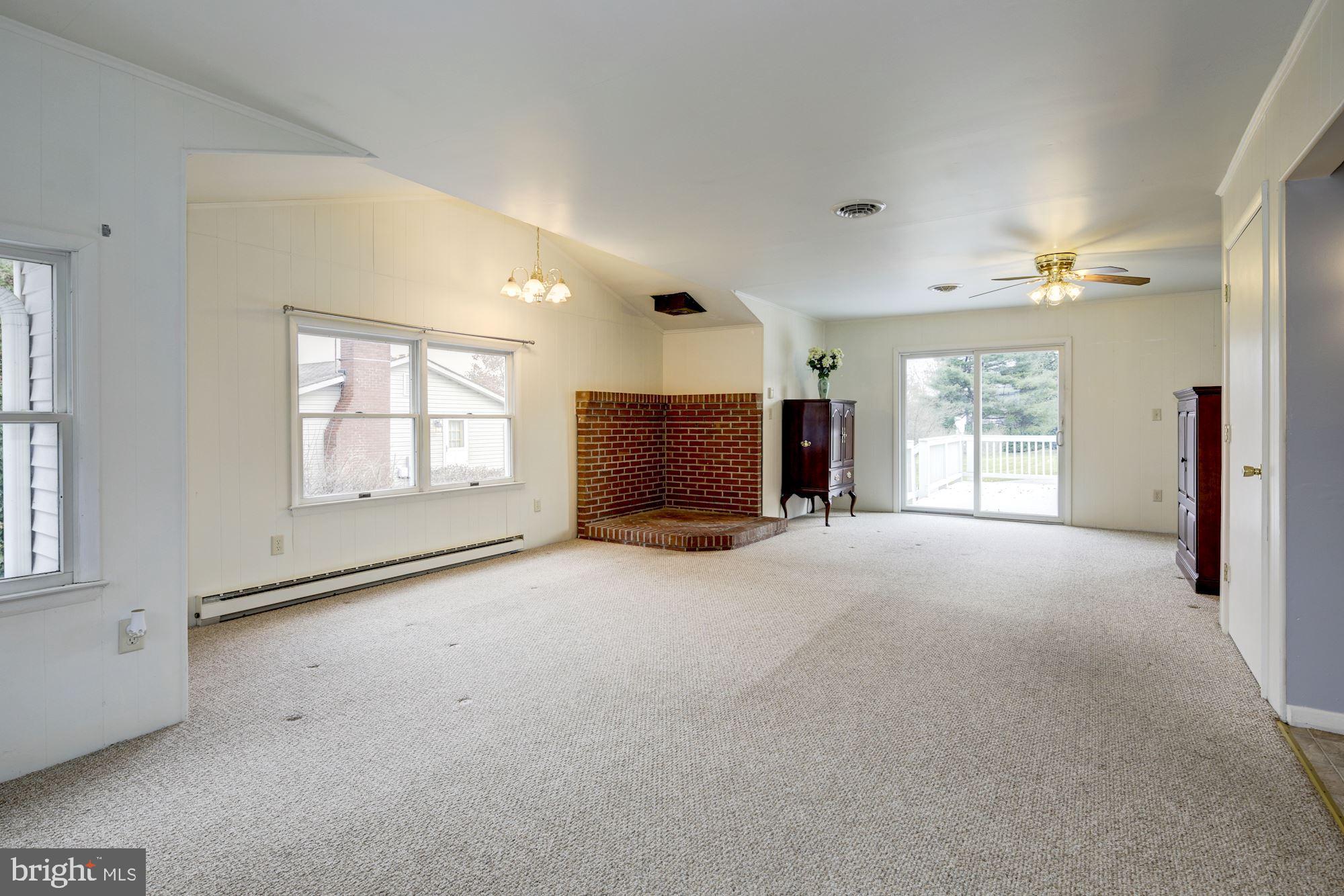 1921 Bethel Road Finksburg, MD 21048 - Photo 12 of 45 Family Room