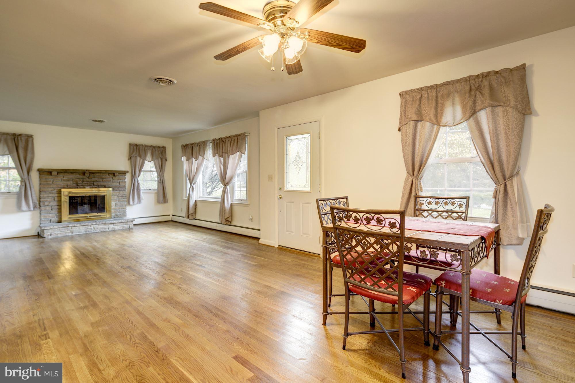 1921 Bethel Road Finksburg, MD 21048 - Photo 22 of 45 Living/Dining Room