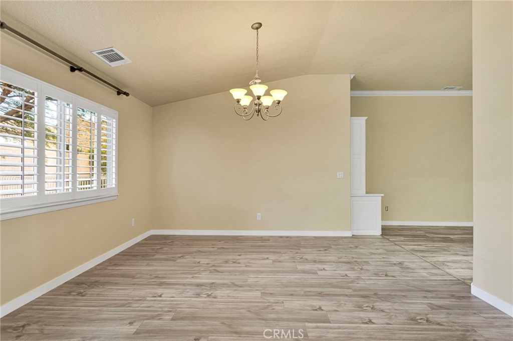 16653 Iwa Road Apple Valley, CA 92307 - Photo 14 of 60 Gallery Image 14