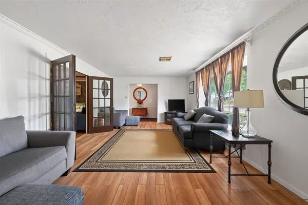 $299,900 | 2310 Fenwood Drive, Pasadena, TX 77502