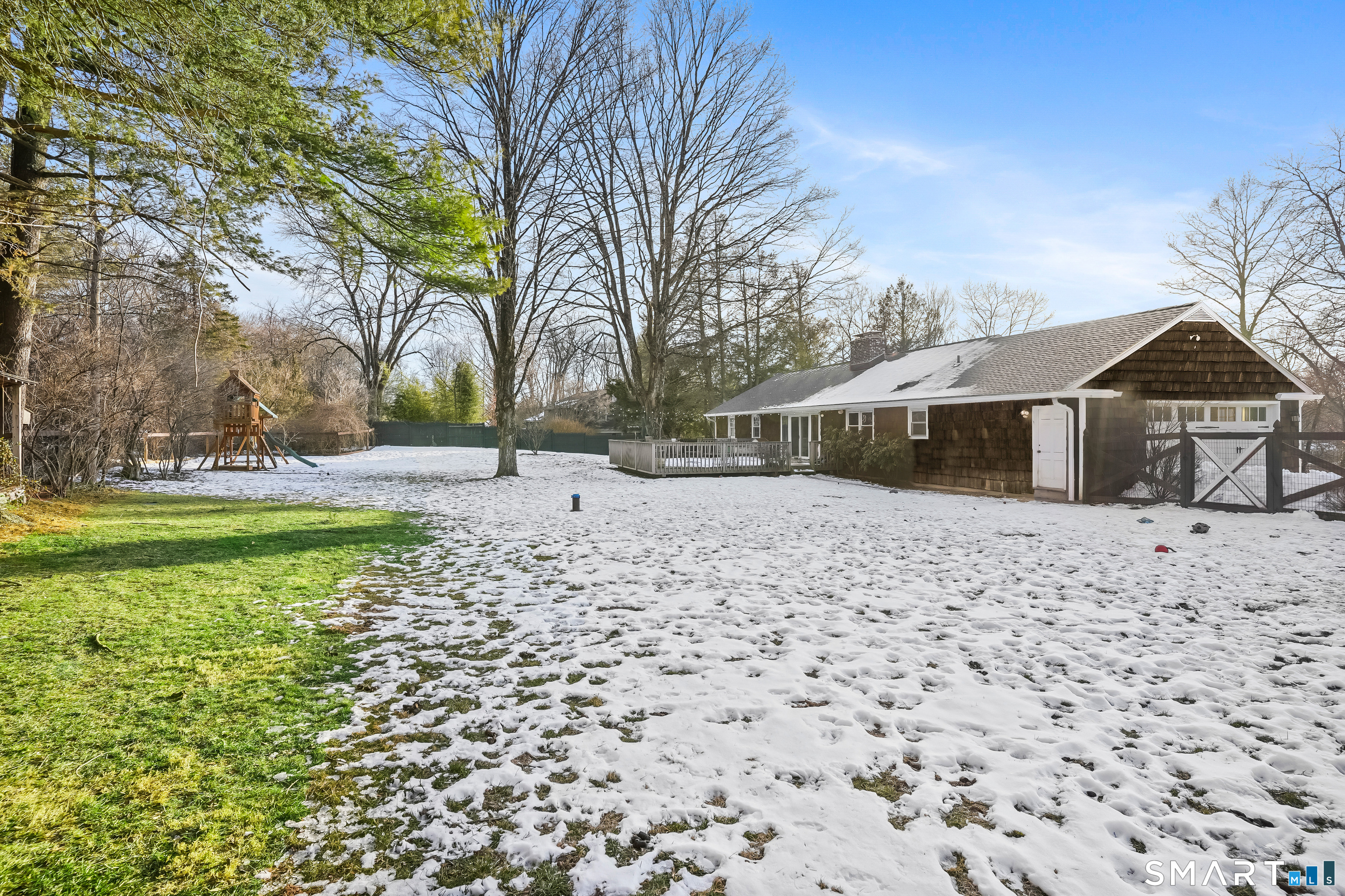 126 Heather Lane Wilton, CT 06897 - Photo 5 of 28