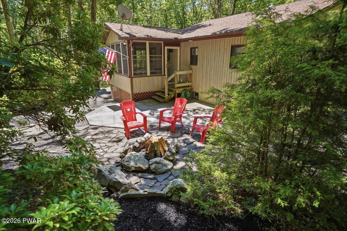 177 Jay Road Effort, PA 18330 - Photo 6 of 46