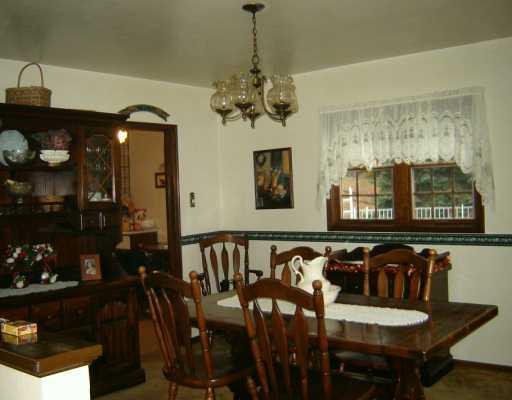 306 East Buffalo Church Road Washington, PA 15301 - Photo 3 of 7 Dining Room.