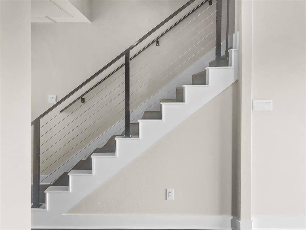 324 Feliks Gwozdz Place, Unit 200 Fort Worth, TX 76104 - Photo 11 of 25