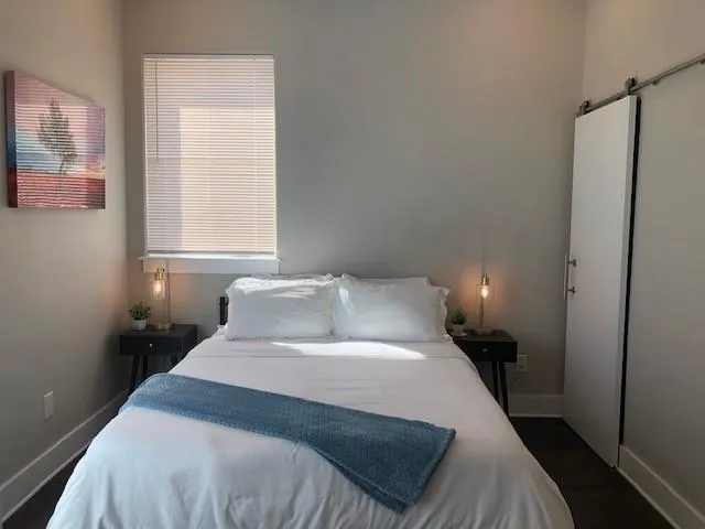 $1,800 | 324 Feliks Gwozdz Place, Unit 200, Fort Worth, TX 76104