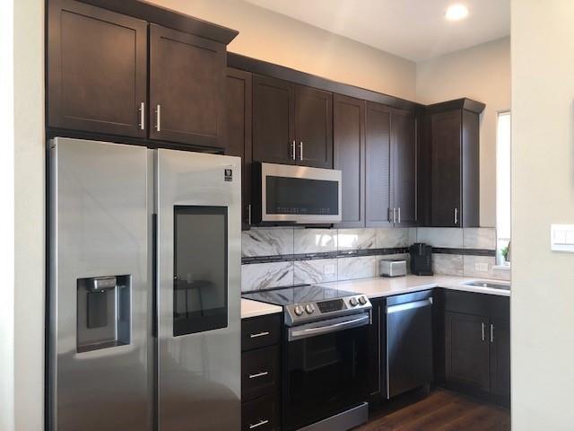 324 Feliks Gwozdz Place, Unit 200 Fort Worth, TX 76104 - Photo 9 of 25