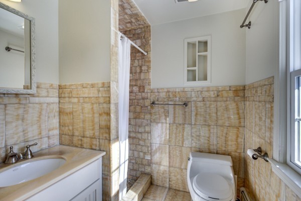 7 Greenridge Road Weston, MA 02493 - Photo 12 of 20 Gallery Image 12