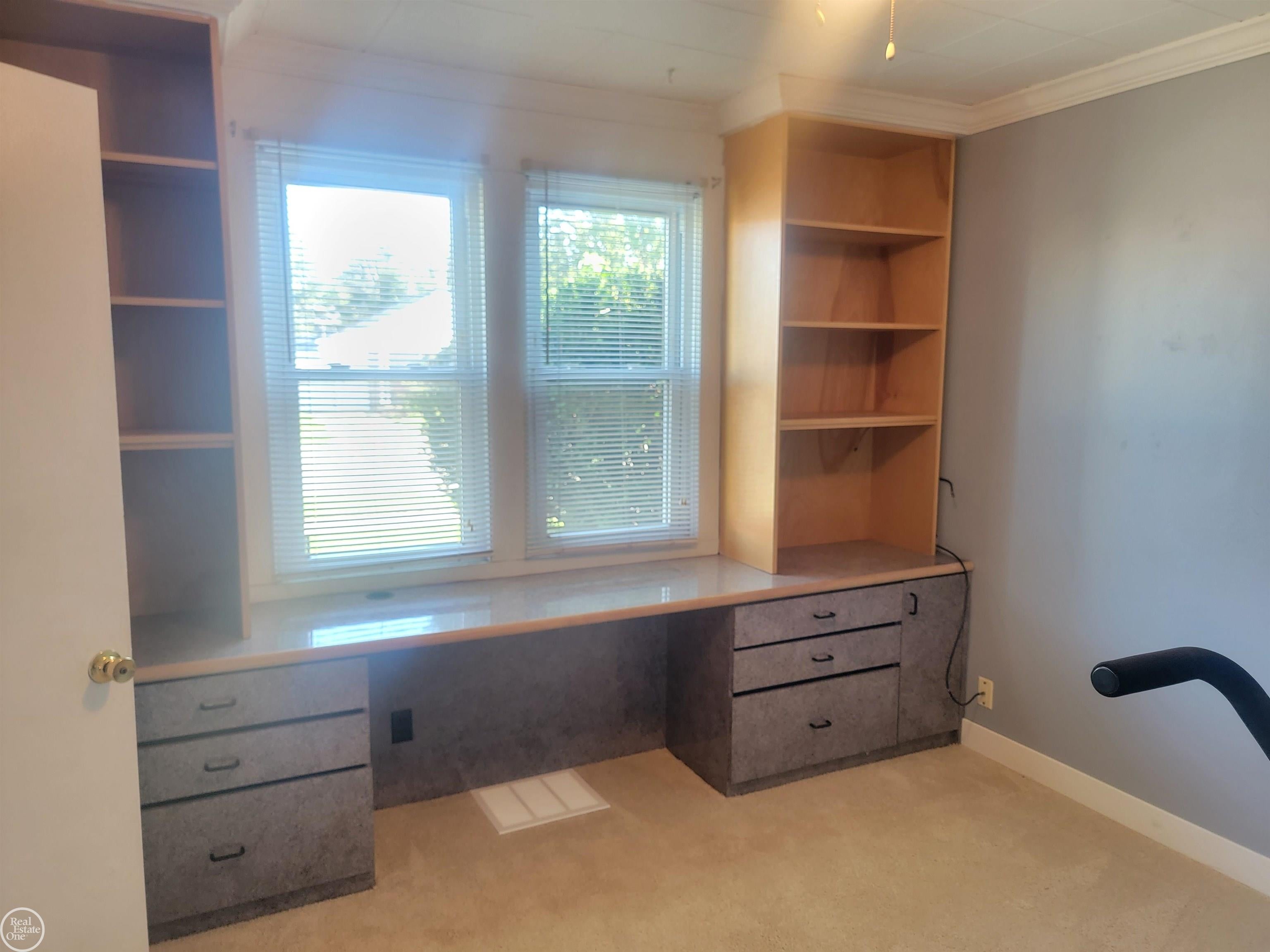 20824 Ridgemont Road Harper Woods, MI 48225 - Photo 17 of 20 Gallery Image 17