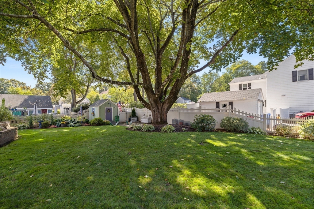 57 Wave Avenue Wakefield, MA 01880 - Photo 33 of 35