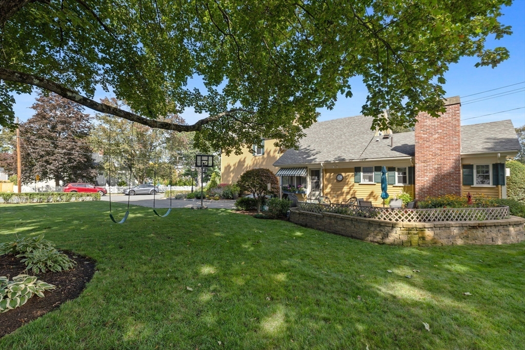 57 Wave Avenue Wakefield, MA 01880 - Photo 34 of 35