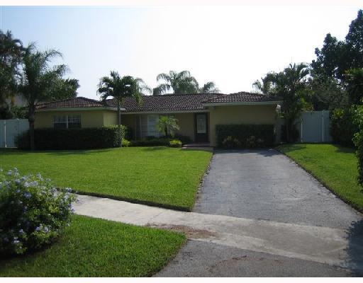 1551 Southwest 2nd Avenue Boca Raton, FL 33432 - Photo 1 of 11 Primary Photo