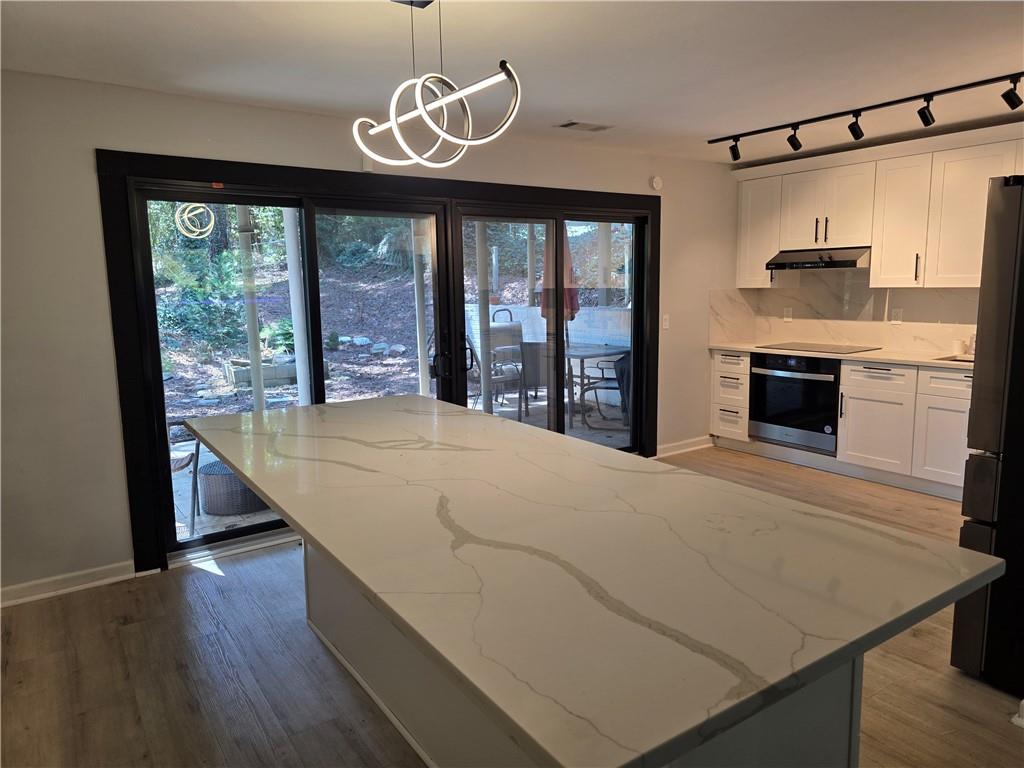 4694 Shallowford Road Roswell, GA 30075 - Photo 10 of 28 Gallery Image 10