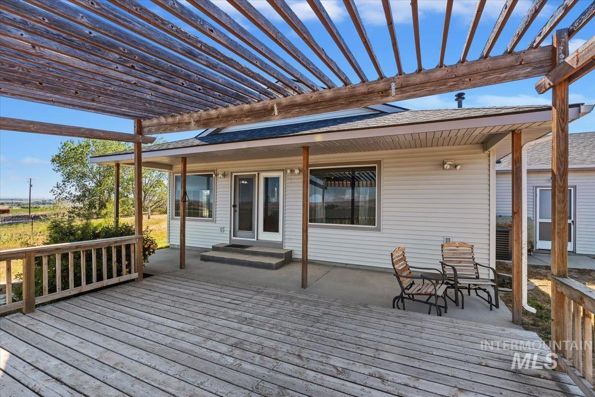 2331 Gulley Road Homedale, ID 83628 - Photo 32 of 46 Wood deck with slatted pergola overhead