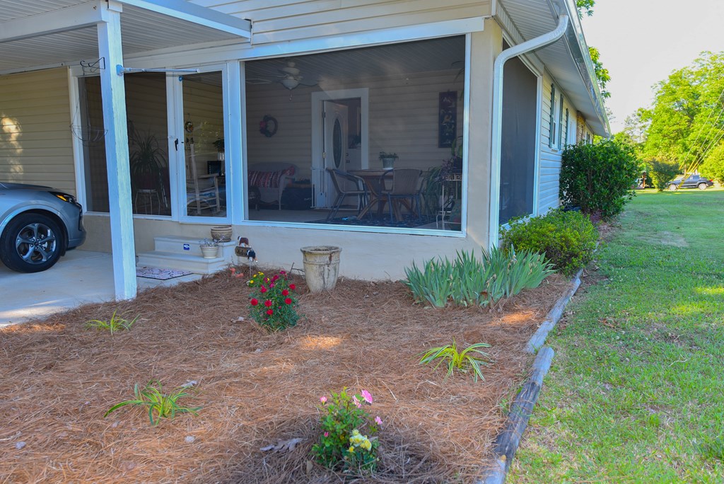 1801 Emerald Road Greenwood, SC 29646 - Photo 9 of 43 Gallery Image 9