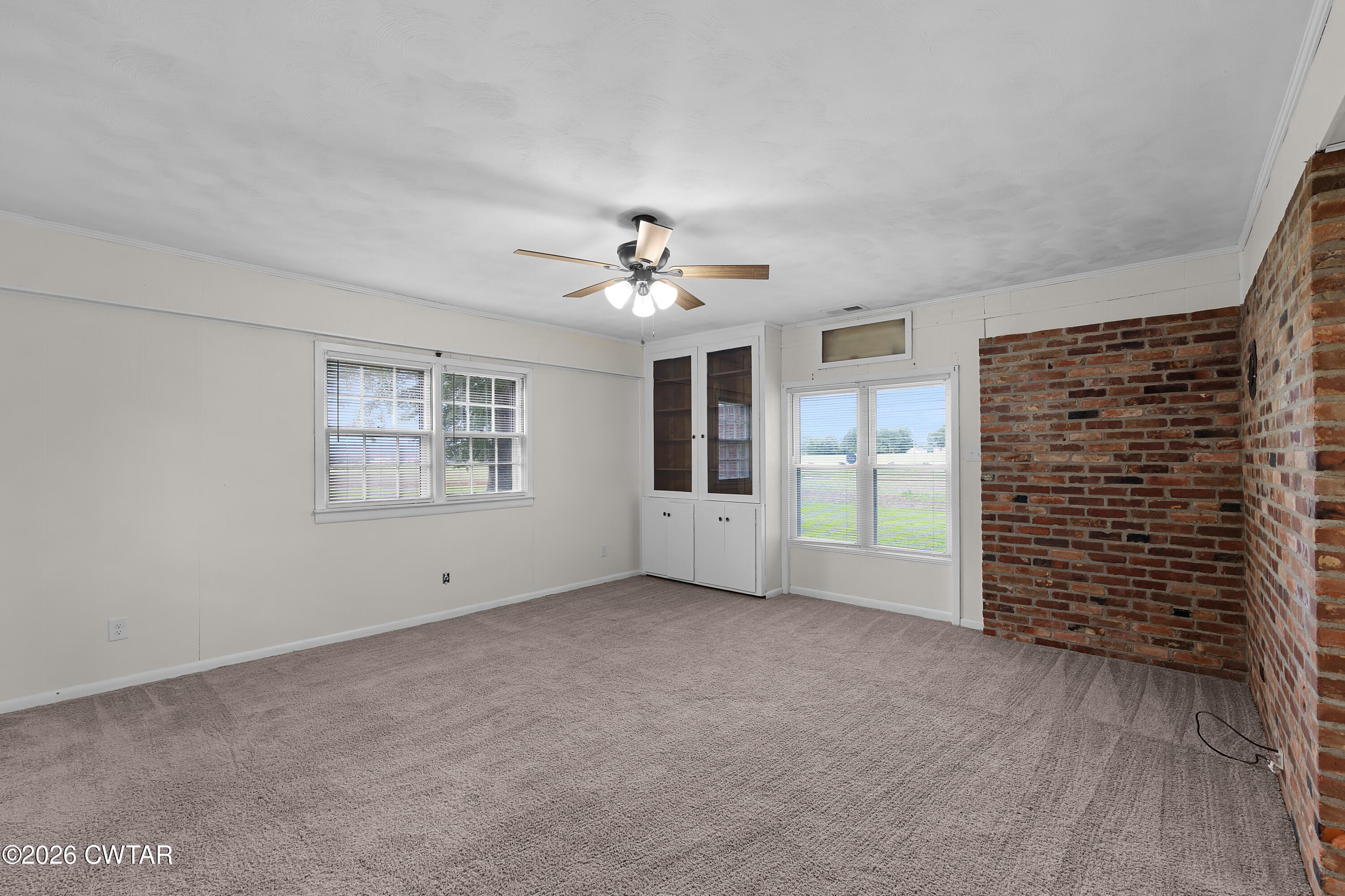 2060 Ashport Road Oakfield, TN 38362 - Photo 10 of 28 Living Room