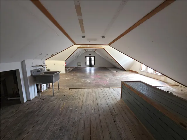 $269,900 | 112 Brooklyn Terrace, Catharine, NY 14869