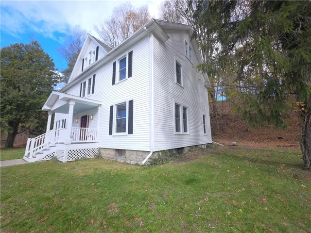 $269,900 | 112 Brooklyn Terrace, Catharine, NY 14869