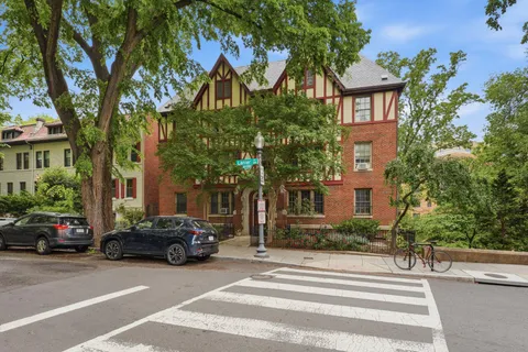 $289,000 | 1705 Lanier Place Northwest, Unit 208, Washington, DC 20009