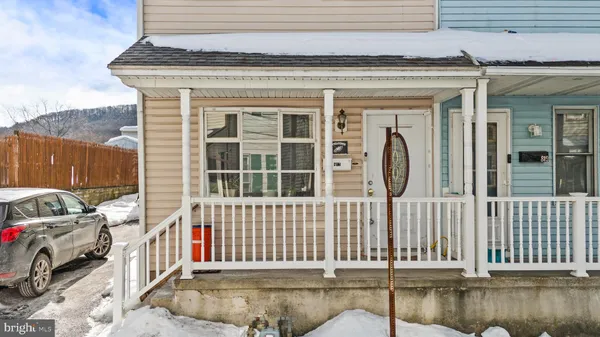$99,000 | 817 Grant Street, Pottsville, PA 17901