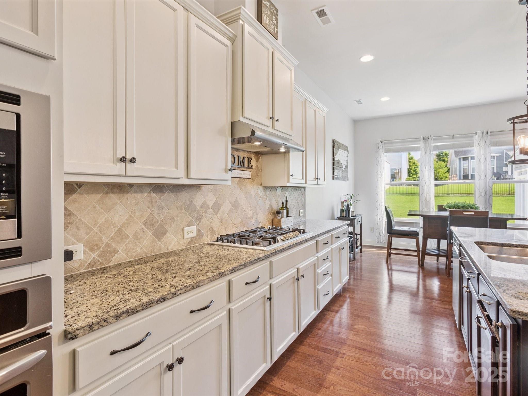 1009 Hampton Grove Road Waxhaw, NC 28173 - Photo 10 of 47 Gallery Image 10