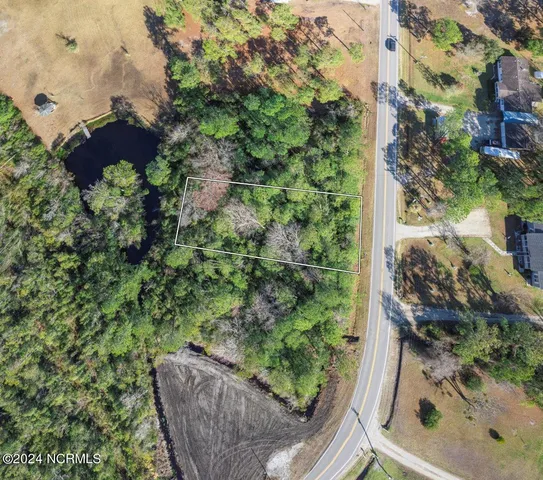 $47,150 | 2 Cedar Island Road, Cedar Island, NC 28520