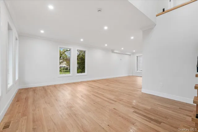 $2,289,000 | 1028 East Broadway, Woodmere, NY 11598