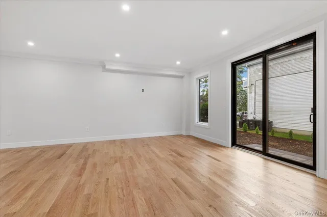 $2,289,000 | 1028 East Broadway, Woodmere, NY 11598