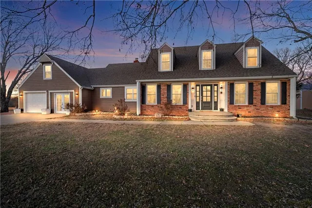 $495,000 | 1700 Cedar Ridge Road, Parsons, KS 67357