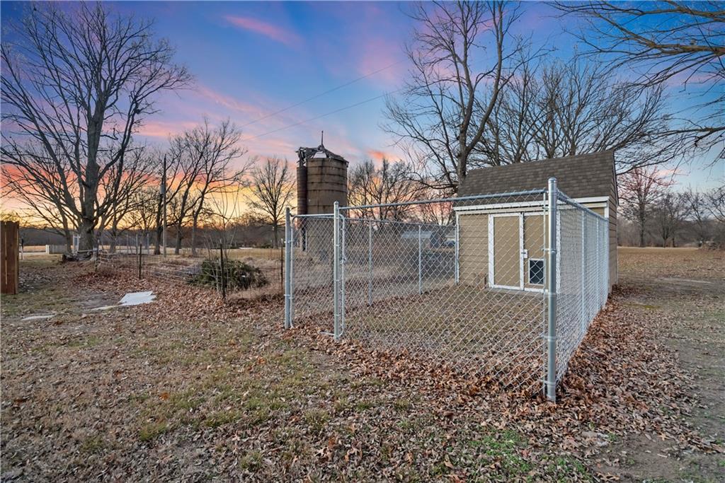 1700 Cedar Ridge Road Parsons, KS 67357 - Photo 11 of 93