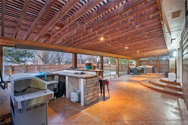 $480,000 | 1700 Cedar Ridge Road, Parsons, KS 67357