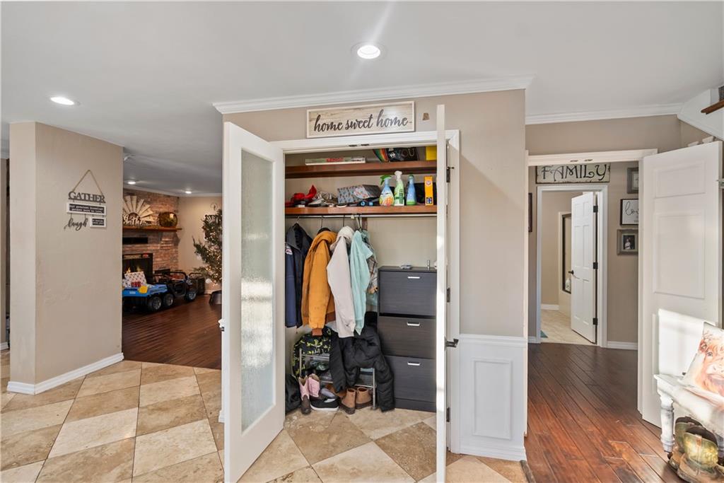 1700 Cedar Ridge Road Parsons, KS 67357 - Photo 31 of 93