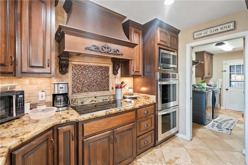 1700 Cedar Ridge Road Parsons, KS 67357 - Photo 37 of 93