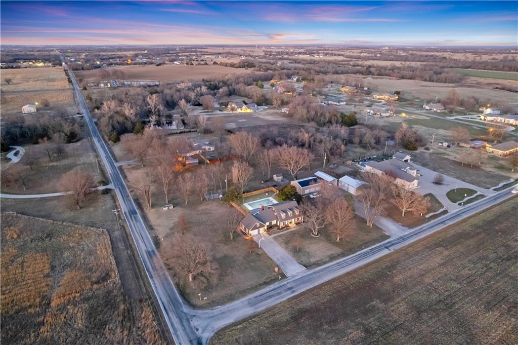 1700 Cedar Ridge Road Parsons, KS 67357 - Photo 6 of 93