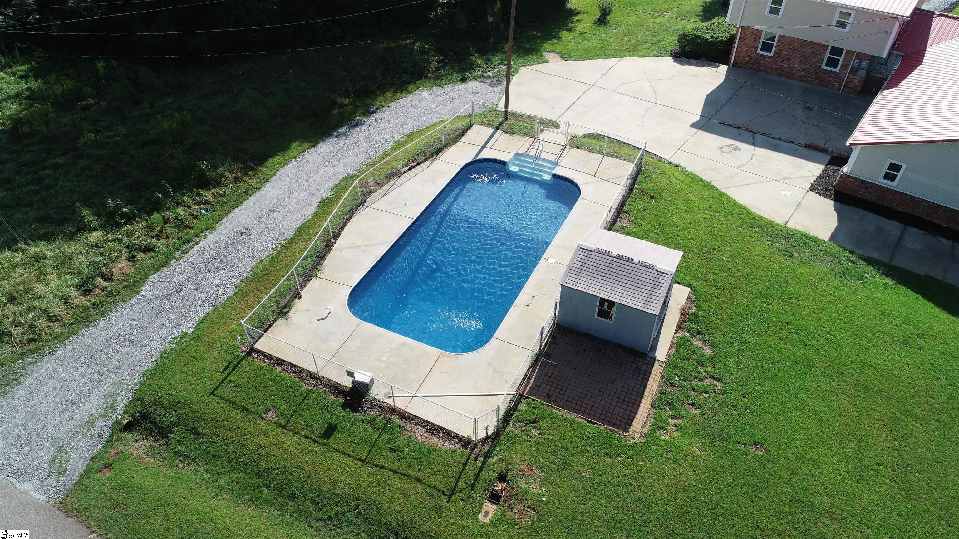 110 Pack Road Pelzer, SC 29669 - Photo 5 of 30
