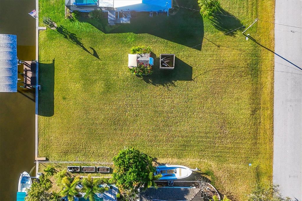 5276 Early Terrace Port Charlotte, FL 33981 - Photo 14 of 20 a bathroom with a shower