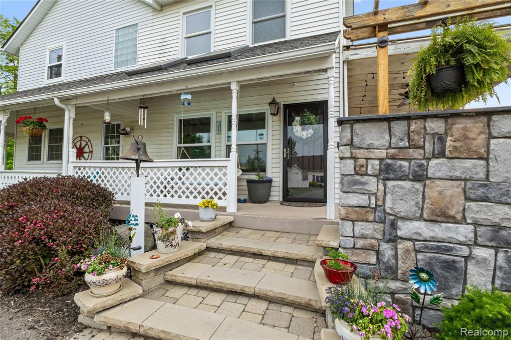 7739 Clyde Road Fenton, MI 48430 - Photo 2 of 94 Gallery Image 2
