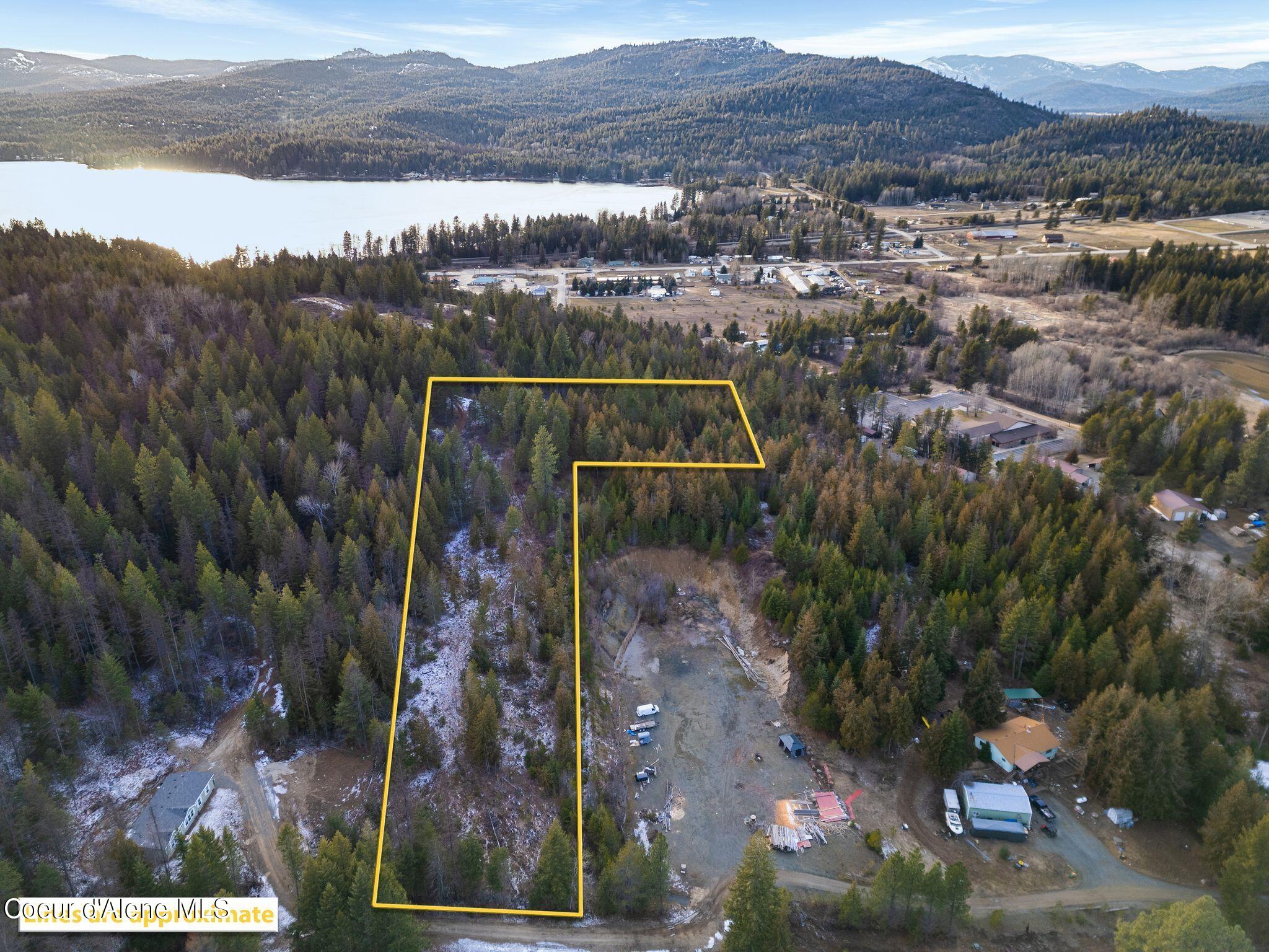 Nka Westmond Road Sagle, ID 83860 - Photo 2 of 17 Close to the lake