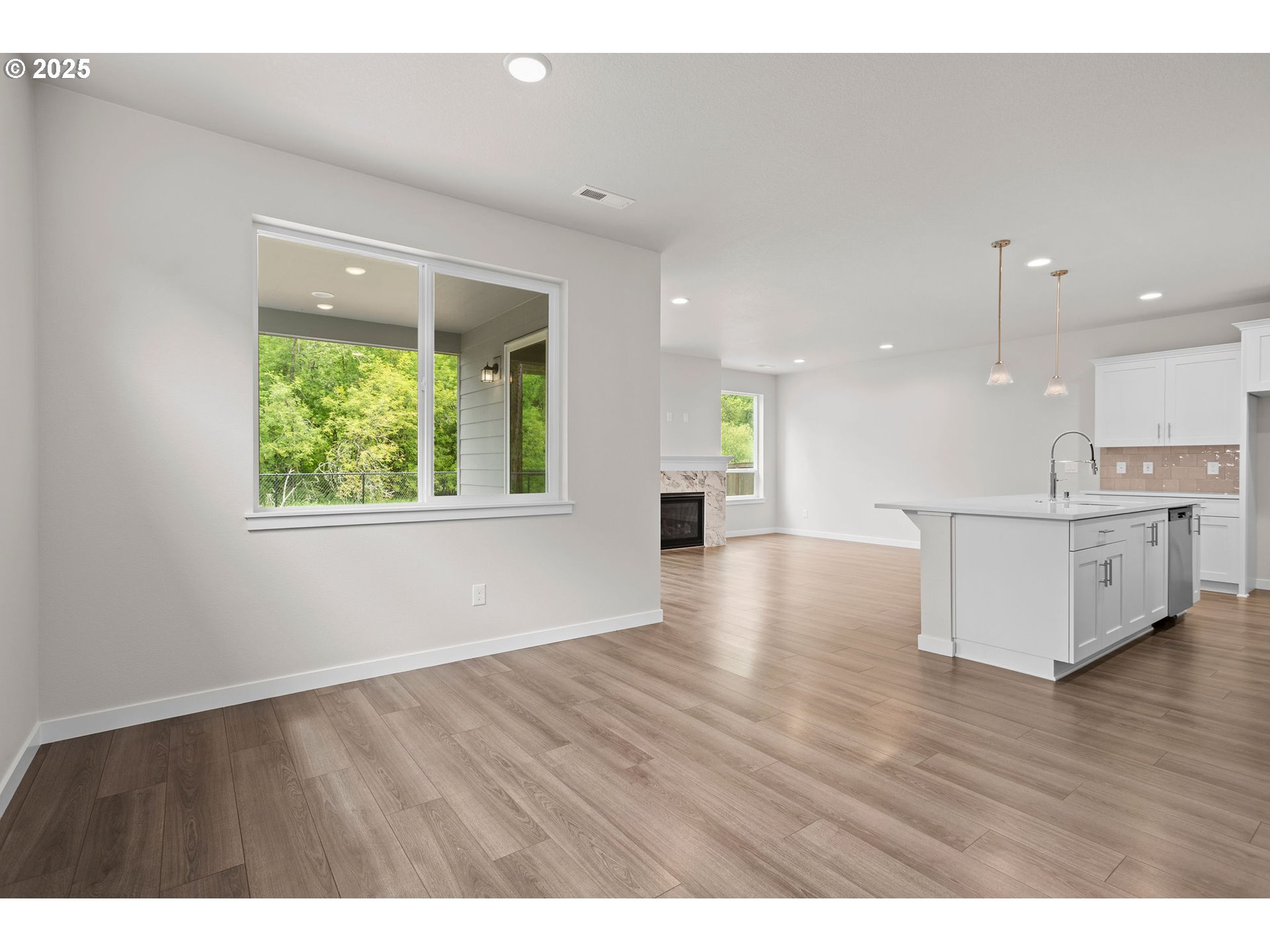 12675 Southwest Trask Street Beaverton, OR 97007 - Photo 3 of 18 Gallery Image 3