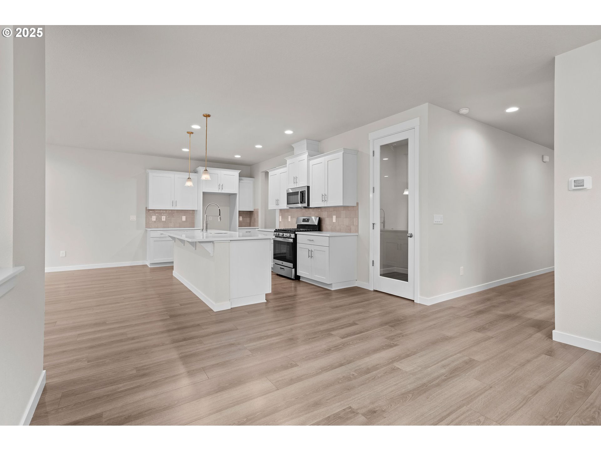 12675 Southwest Trask Street Beaverton, OR 97007 - Photo 4 of 18 Gallery Image 4