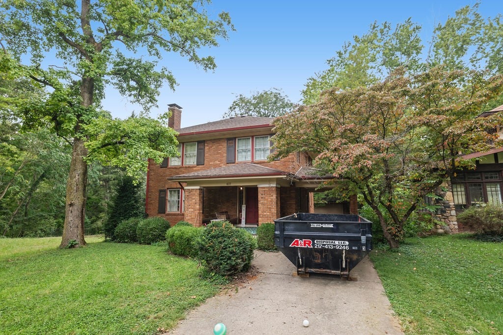 637 South Crea Street Decatur, IL 62522 - Photo 1 of 28 Gallery Image 1