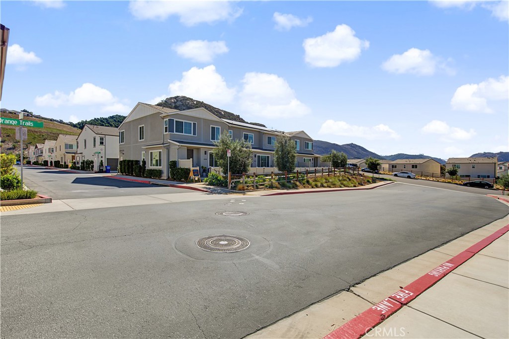 35104 Crop Place Fallbrook, CA 92028 - Photo 3 of 46 Gallery Image 3