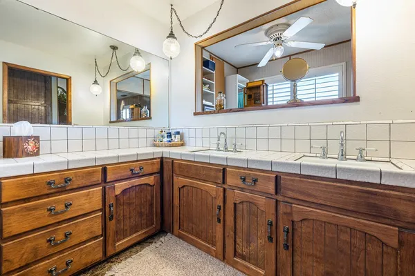 $1,275,000 | 35427 Ave 14, Madera, CA 93636