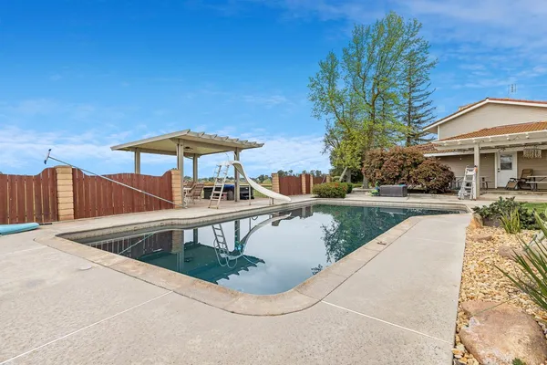 $1,275,000 | 35427 Ave 14, Madera, CA 93636