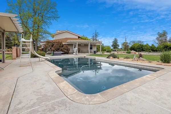 $1,275,000 | 35427 Ave 14, Madera, CA 93636