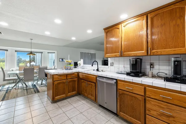 $1,275,000 | 35427 Ave 14, Madera, CA 93636